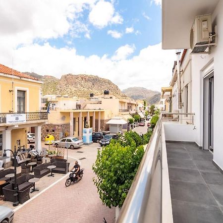 Theros Apartment Palaiochora Dış mekan fotoğraf