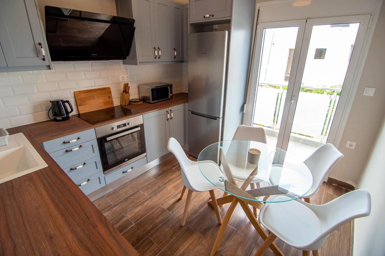 Theros Apartment Palaiochora Dış mekan fotoğraf