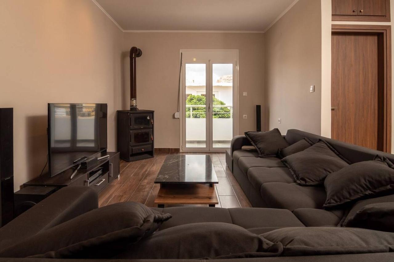 Theros Apartment Palaiochora Dış mekan fotoğraf