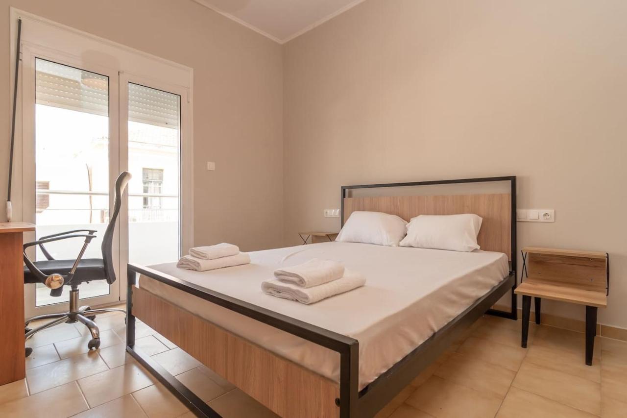 Theros Apartment Palaiochora Dış mekan fotoğraf